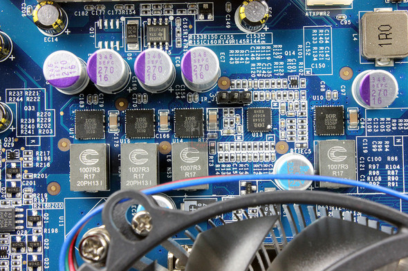 thecus_n8810u-g_pcb_fasi_cpu