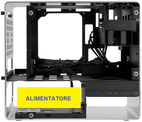 In_Win_901_-_sguardo_all_interno_-_4