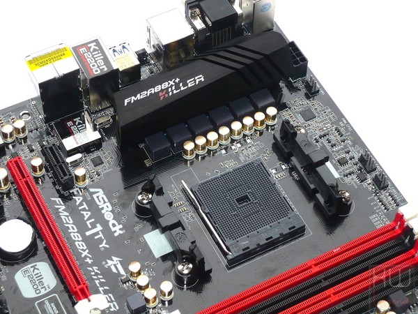 022-asrock-fatal1ty-fm2a88x-killer-foto-scheda-zona-socket-large