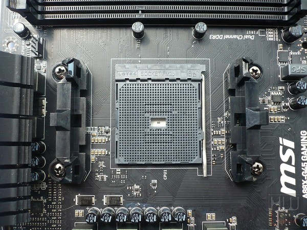 034-msi-a88x-g45-gaming-foto-socket-fm2