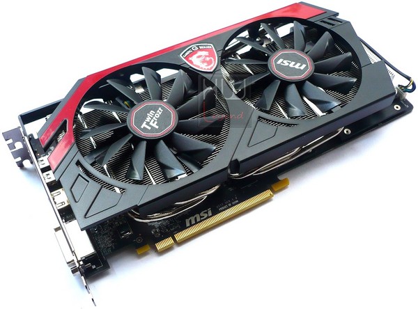 048-amd-r9-280-msi-r9-280-foto-scheda-fronte-varie