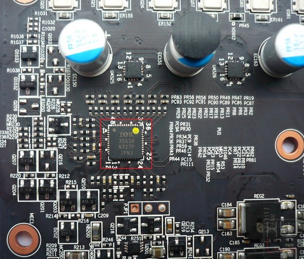 073-amd-r9-280-msi-r9-280-foto-regolatore-tensione