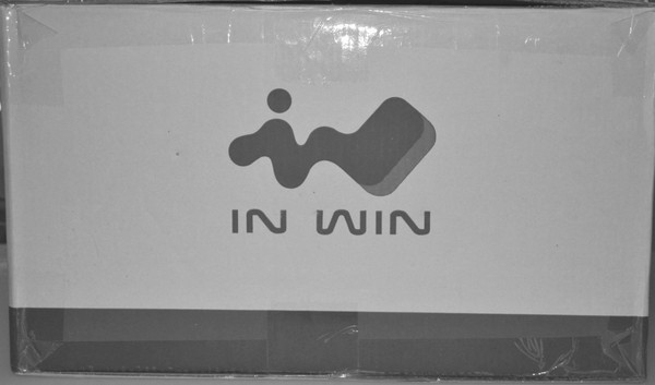 In_Win_901_-_Packaging_e_Bundle_-_2aaa