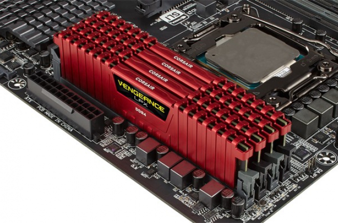 Corsair_Vengeance_LPX_e_Dominator_Platinum_DDR4_-_1