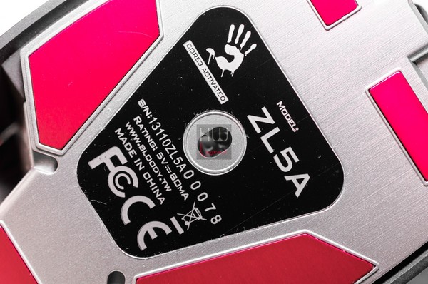 Bloody_ZL5A_Sniper_Gaming_mouse_-_Uno_sguardo_da_vicino_-13
