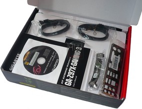 018-gigabyte-z97-foto-confezione-interno