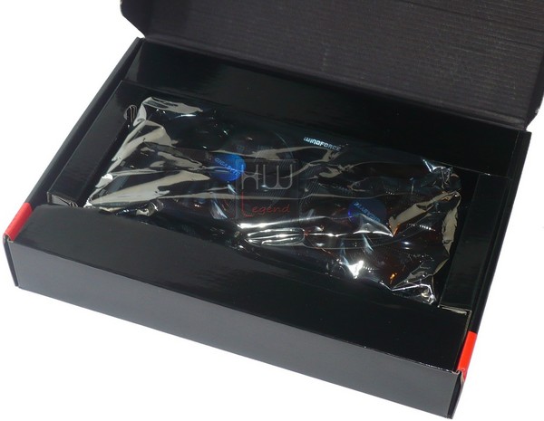020-gigabyte-r9-285-foto-confezione-interno