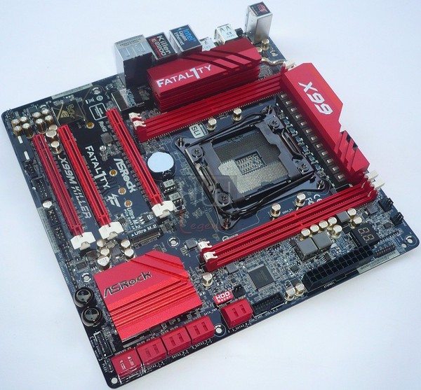 029-intel-haswell-e-mainboard-asrock-foto-scheda-fronte