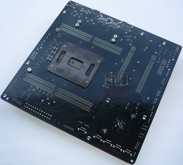 030-intel-haswell-e-mainboard-asrock-foto-scheda-retro