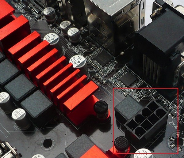 031-gigabyte-z97-foto-scheda-conn-eps12v
