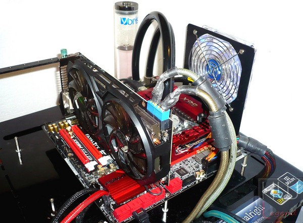 048-gigabyte-r9-285-foto-sistema-prova