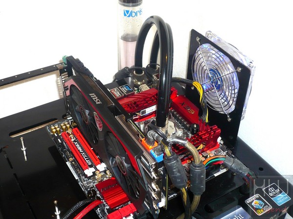128-intel-haswell-e-foto-config-prova