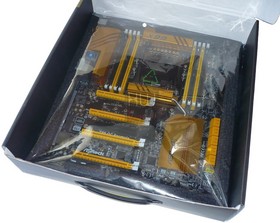 017-asrock-x99-oc-formula-foto-confezione-interno