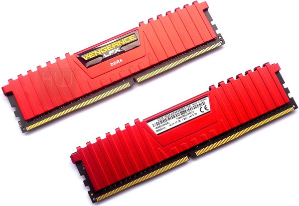 017-corsair-vengeance-lpx-ddr4-foto-moduli-varie