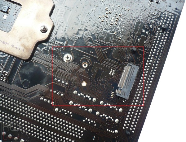 029-asrock-z97-foto-scheda-retro-slot-m2-pciexpress