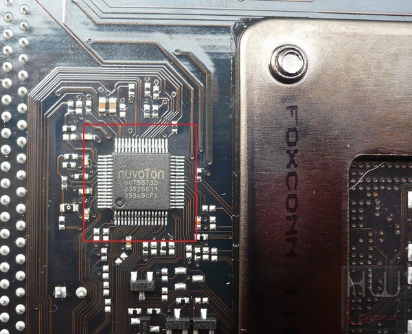038-asrock-z97-foto-scheda-chip-hw-monitoring
