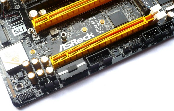 042-asrock-x99-oc-formula-foto-conn-supplementari
