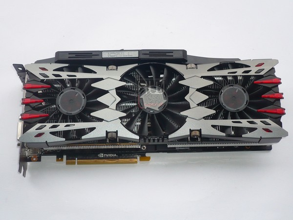 052-inno3d-gtx980-ichill-foto-scheda-fronte-varie