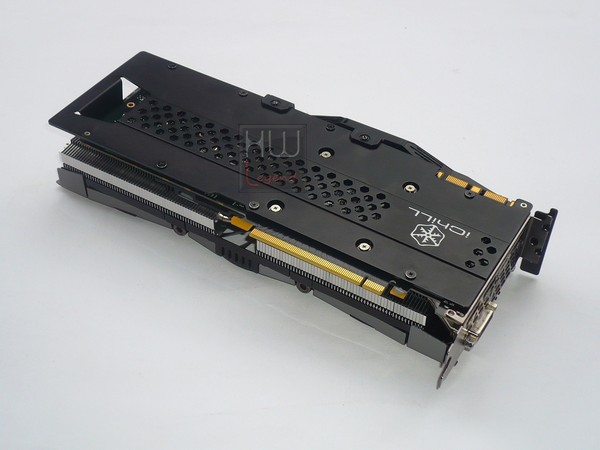 061-inno3d-gtx980-ichill-foto-scheda-retro-varie