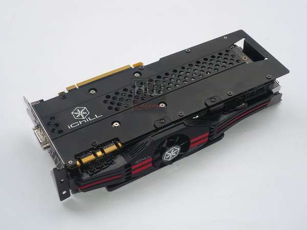062-inno3d-gtx980-ichill-foto-scheda-retro-varie