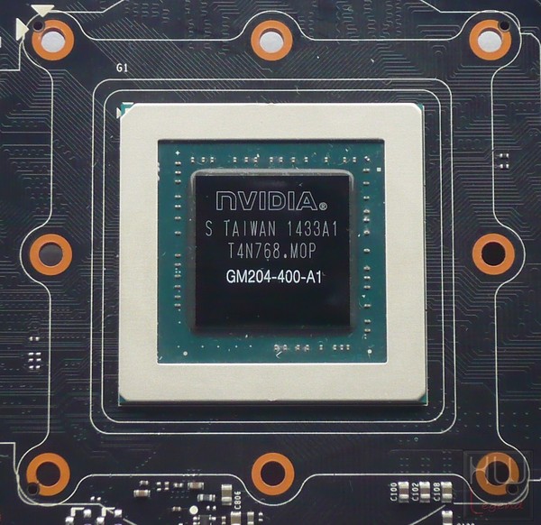 087-inno3d-gtx980-ichill-foto-scheda-pcb-gpu-gm204