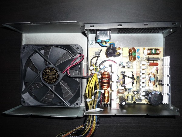 FSP_HEXA_400W_-_Analisi_Interna