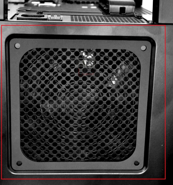 Silverstone_Raven_RV05_-_Uno_sguardo_allinterno_-_3aaa