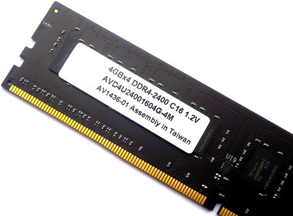021-avexir-platinum-ddr4-foto-moduli-varie-etichetta