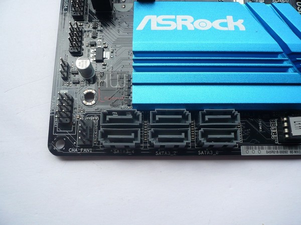 033-asrock-z97-foto-scheda-porte-sata