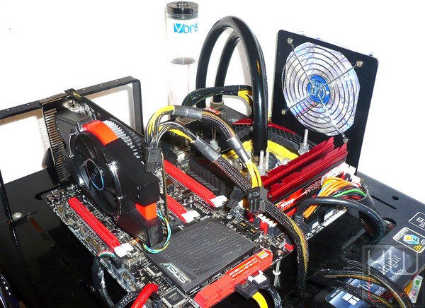038-amd-r7-250x-immagine-configurazione-prove