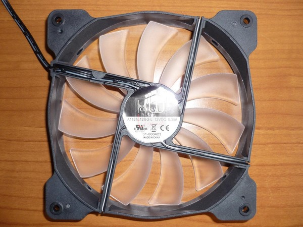 Corsair_Graphite_780T_-_Analisi_ventole_e_gestione_dei_flussi_daria_-_4