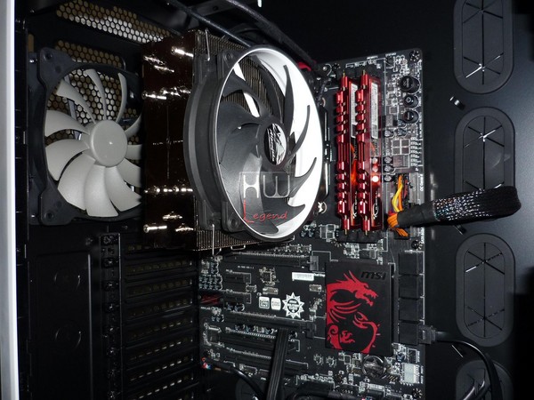 Corsair_Graphite_780T_-_Installazione_dei_componenti_-_2