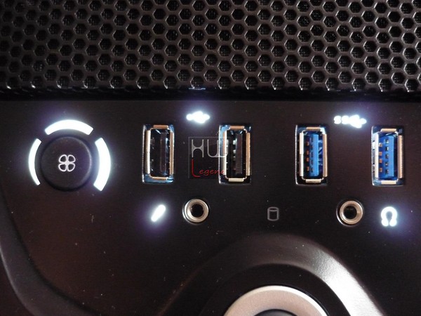 Corsair_Graphite_780T_-_Installazione_dei_componenti_-_4