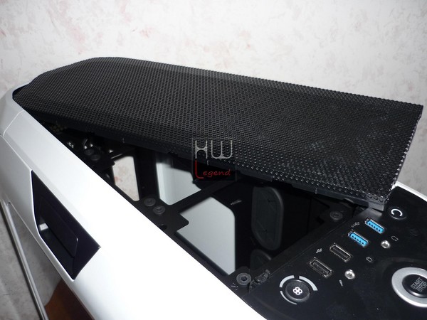 Corsair_Graphite_780T_-_Uno_sguardo_allesterno_-_13