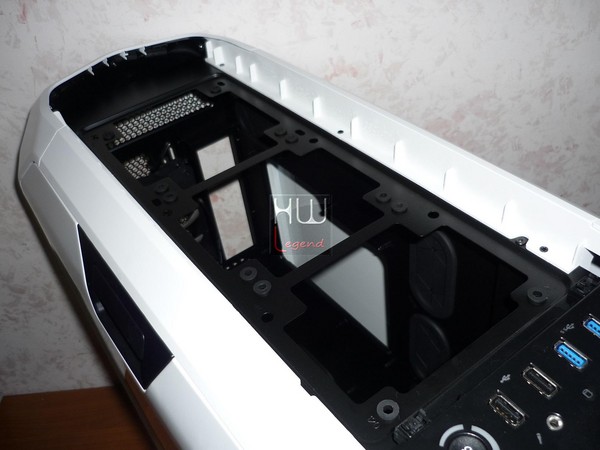 Corsair_Graphite_780T_-_Uno_sguardo_allesterno_-_14
