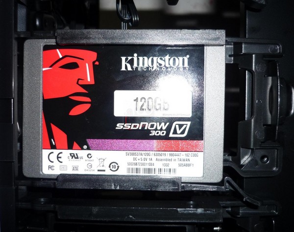 Corsair_Graphite_780T_-_Uno_sguardo_allinterno_-_12