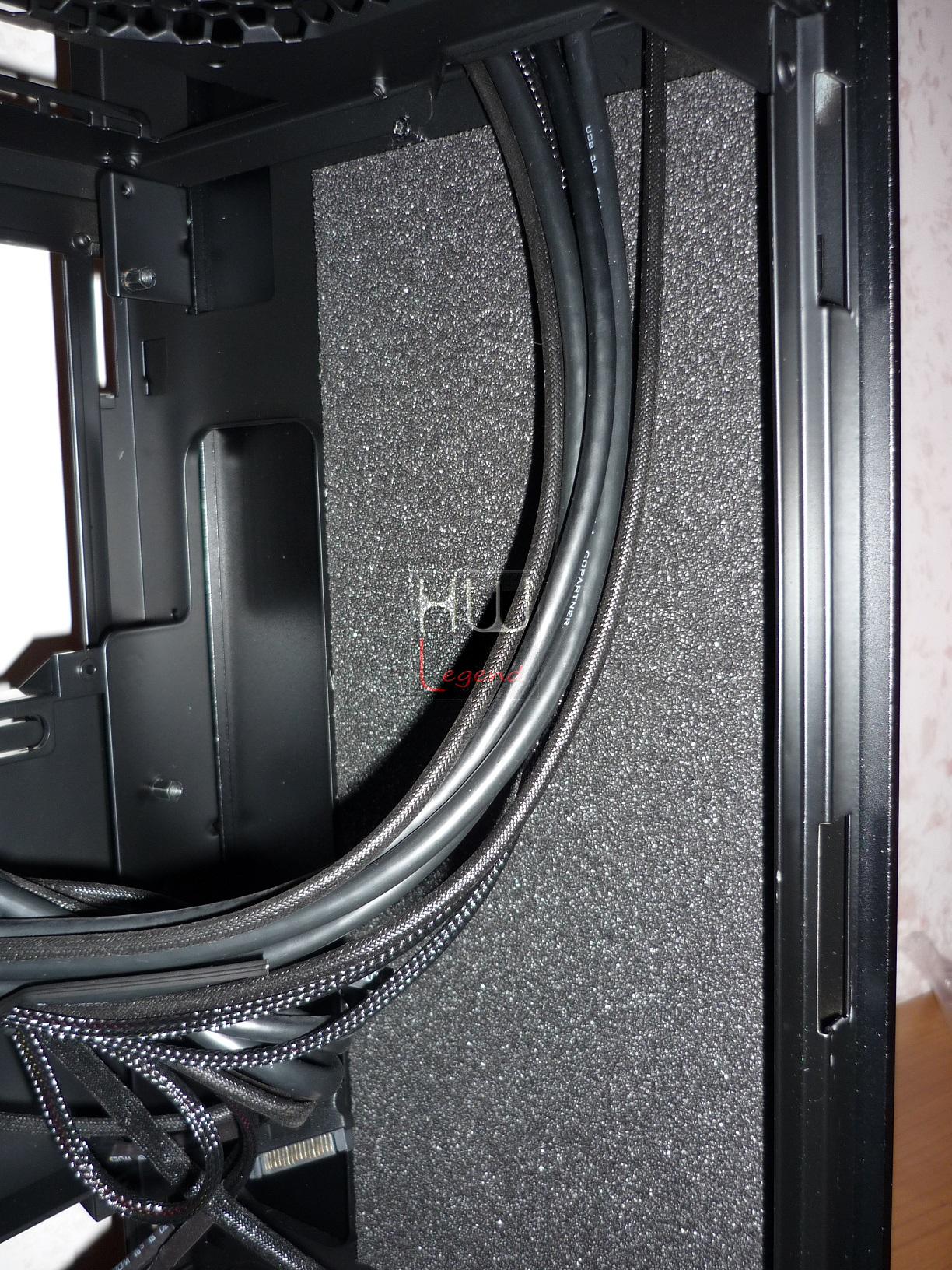 SilverStone_Fortress_FT_05_-_Uno_sguardo_allinterno_-_12
