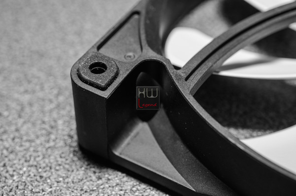 NZXT_Kraken_X31_X41_e_X61_-Ventole_e_pasta_termica_-_11
