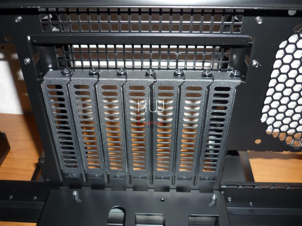 SilverStone_Fortress_FT_05_-_Uno_sguardo_allinterno_-_17