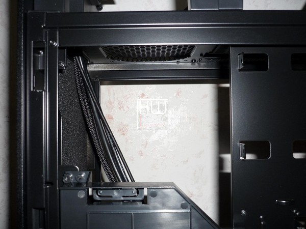 SilverStone_Fortress_FT_05_-_Uno_sguardo_allinterno_-_3