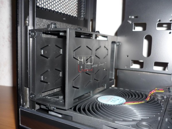 SilverStone_Fortress_FT_05_-_Uno_sguardo_allinterno_-_5