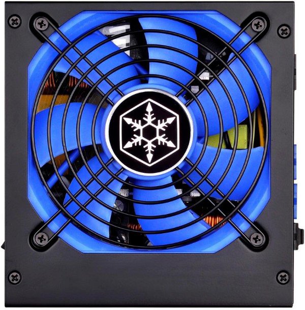 SilverStone_Strider_Plus_-_3