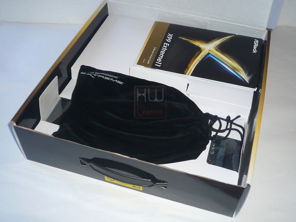 016-asrock-x99-extreme11-intro-confezione-interno
