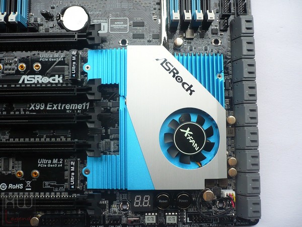 037-asrock-x99-extreme11-foto-scheda-sistema-dissipazione-calore-particolare-ventola