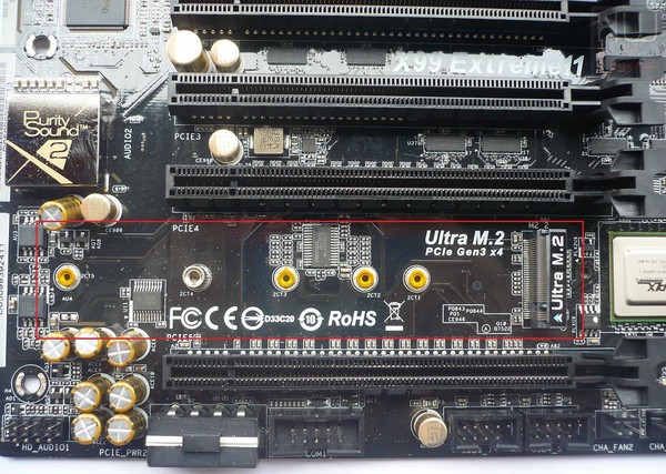047a-asrock-x99-extreme11-foto-scheda-conn-ultra-m2-pcie-2