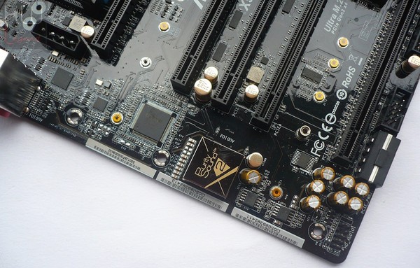 052a-asrock-x99-extreme11-foto-scheda-comparto-audio-purity-sound2