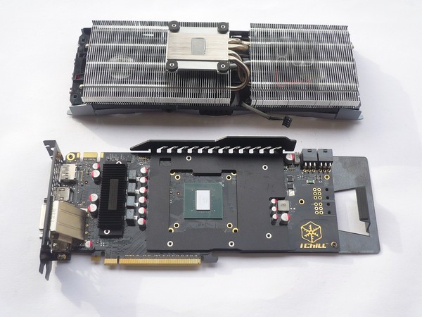 063-inno3d-gtx960-ichill-foto-smontaggio-dissipatore