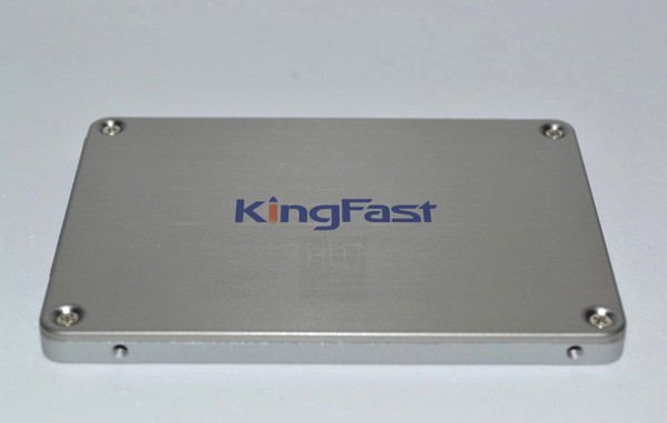 KingFast_F8_Series_240GB_-_Uno_sguardo_da_vicino_-_ok