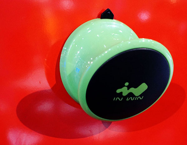 CES_2015_In_Win_-_9
