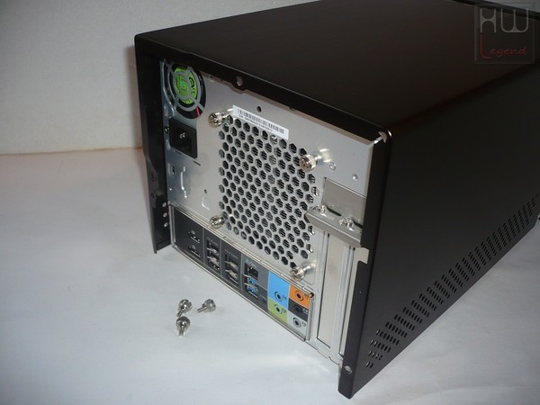 052-shuttle-sh97r6-foto-apertura-chassis